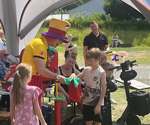 Tricks mit dem Clown