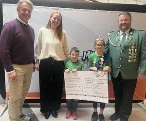 Die AWO Kita Villa Lach und Krach gehörte zu den Gewinnern in der Kategorie Bildung. Insgesamt 24 Vereine, Institutionen und Bildungsreinrichtungen durften sich über jeweils 1000 Euro aus dem Förderprogramm der GSW freuen.